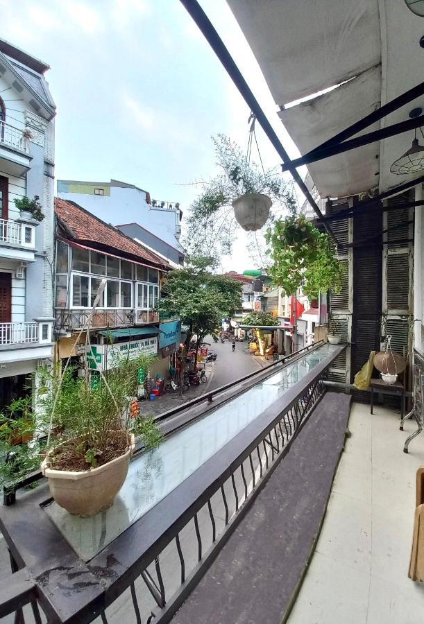 Amelie Homestay Ханой Экстерьер фото